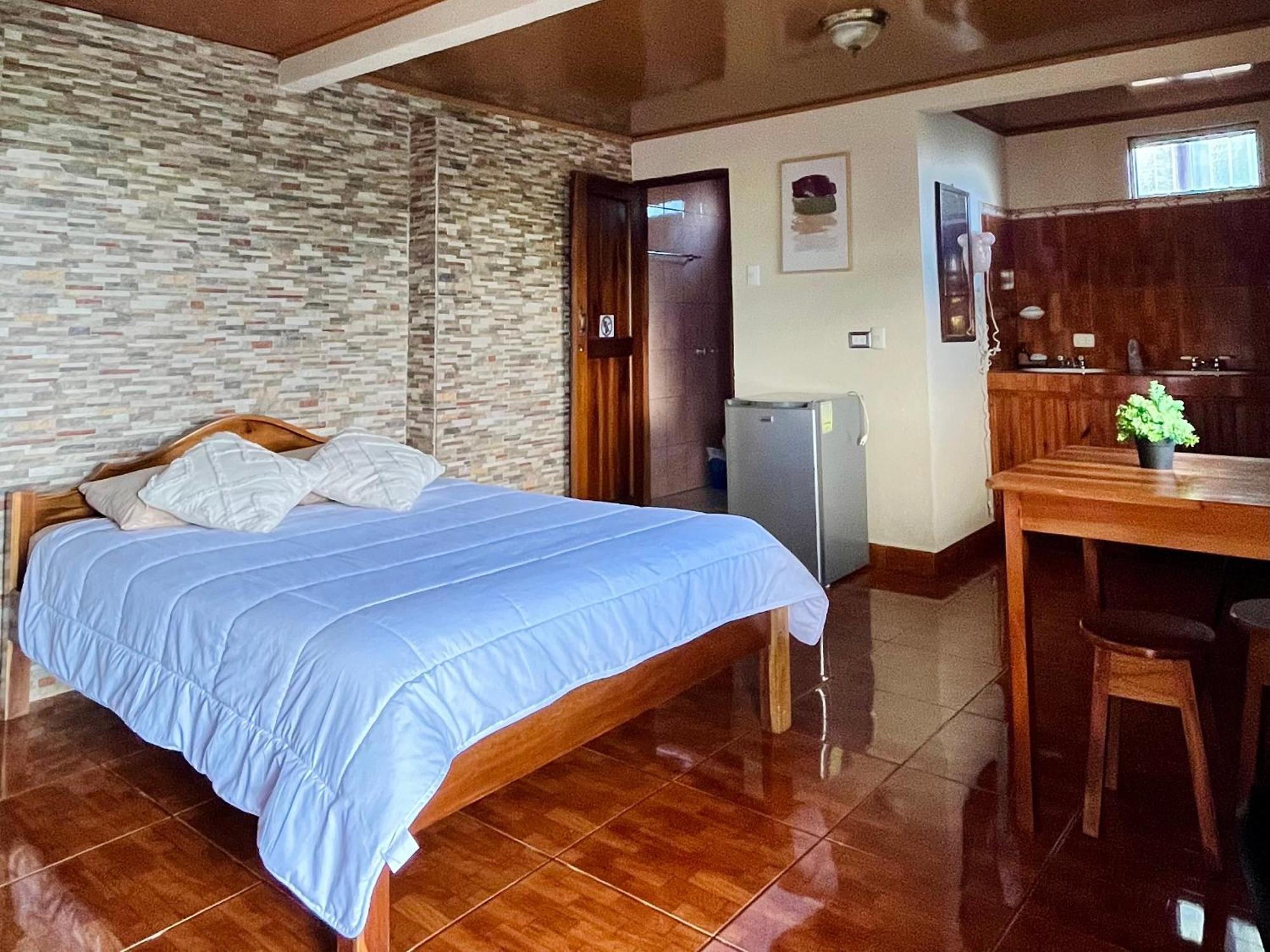Los Tucanes Lodging El Castillo Экстерьер фото